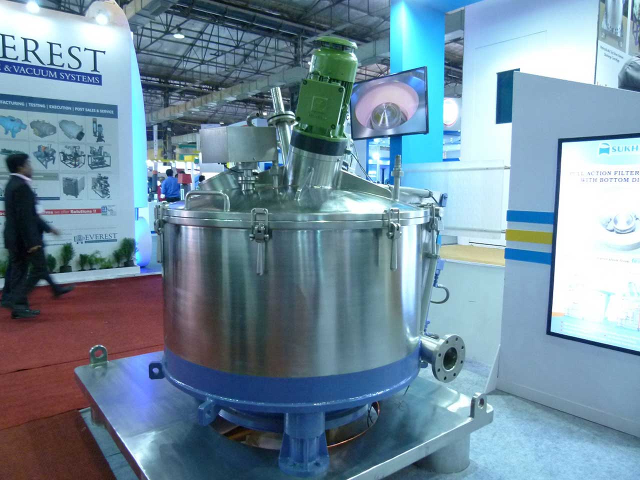Pull Discharge Centrifuge